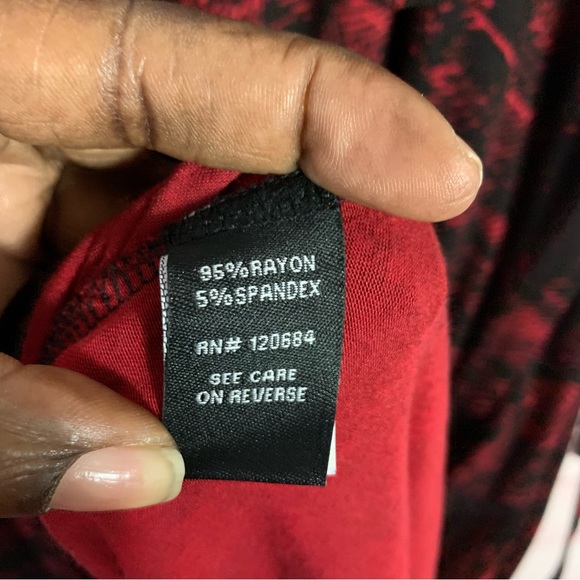 Torrid Red Black Abstract Wrap Dress Size 4 | 4X - Picture 5 of 6